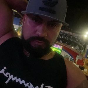 Meet your Posher, Adrian